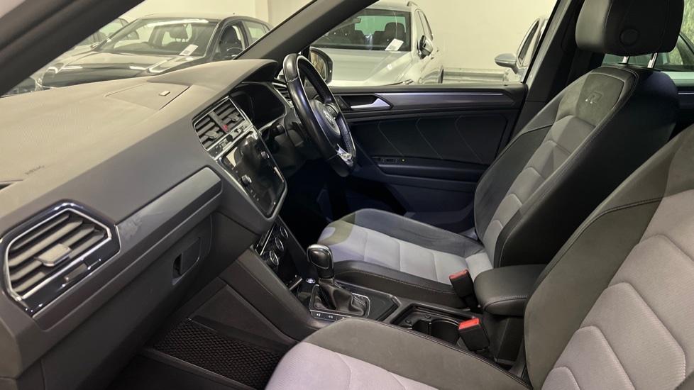 Used Volkswagen Tiguan 2020 for sale - 77031296: Photo 28