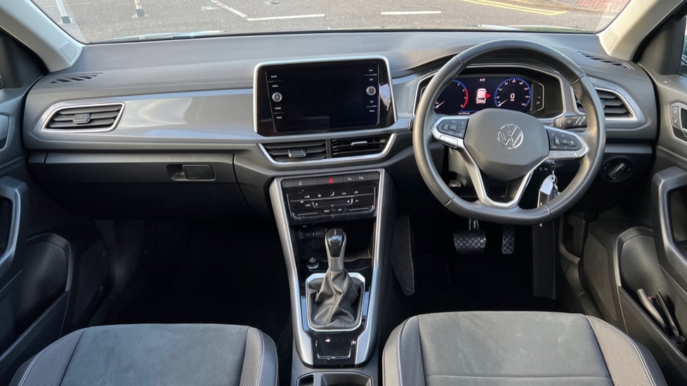 Used Volkswagen T-Roc 2024 for sale - 76229459: Photo 12