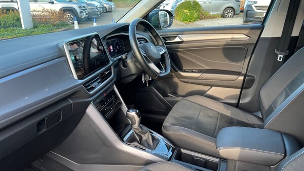 Used Volkswagen T-Roc 2024 for sale - 76229459: Photo 28