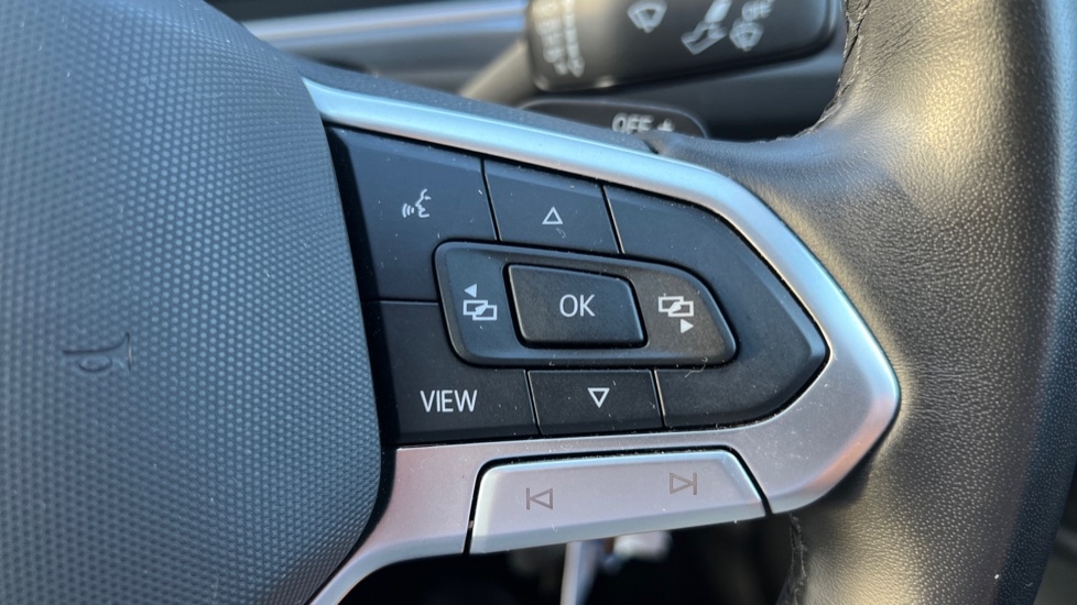 Used Volkswagen T-Roc 2024 for sale - 76229459: Photo 31