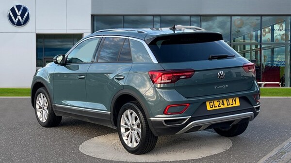 Used Volkswagen T-Roc 2024 for sale - 76229459: Photo 3