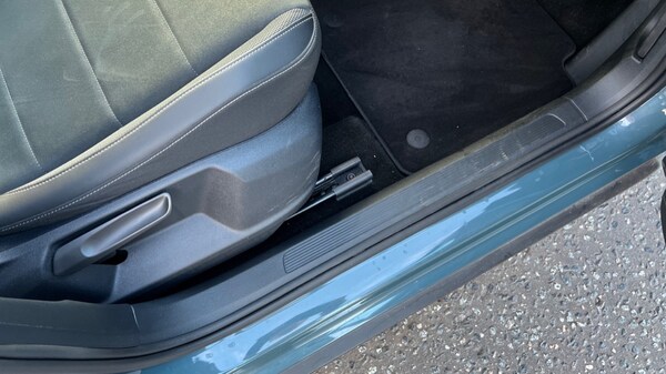 Used Volkswagen T-Roc 2024 for sale - 76229459: Photo 40