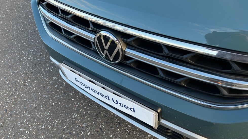 Used Volkswagen T-Roc 2024 for sale - 76229459: Photo 50