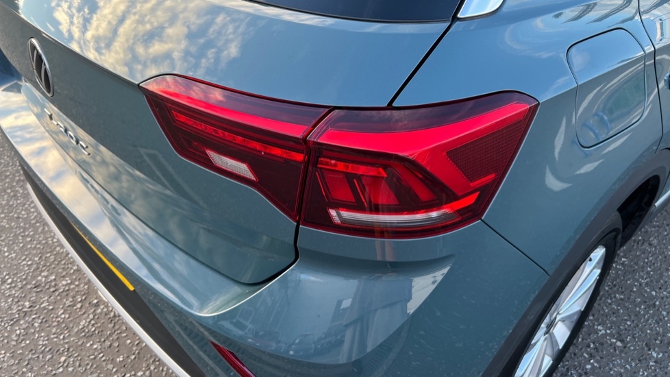 Used Volkswagen T-Roc 2024 for sale - 76229459: Photo 56