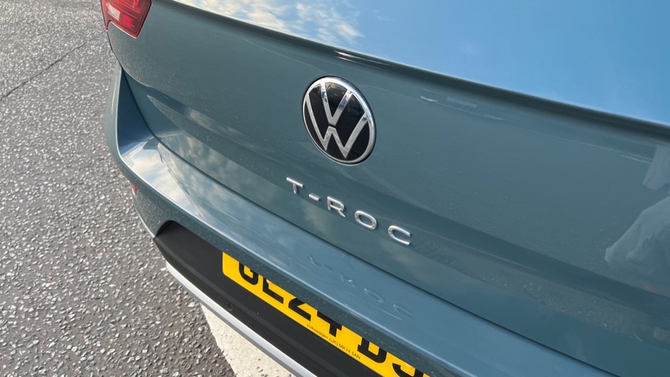 Used Volkswagen T-Roc 2024 for sale - 76229459: Photo 58