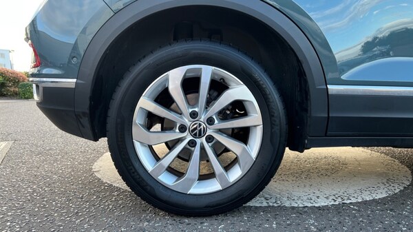 Used Volkswagen T-Roc 2024 for sale - 76229459: Photo 5