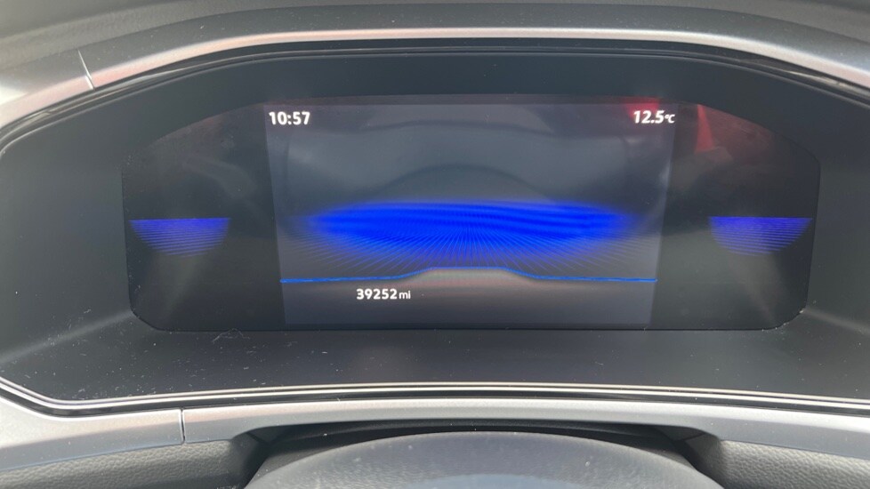 Used Volkswagen T-Roc 2022 for sale - 76874803: Photo 14