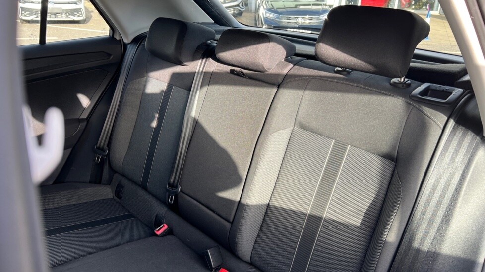 Used Volkswagen T-Roc 2022 for sale - 76874803: Photo 15