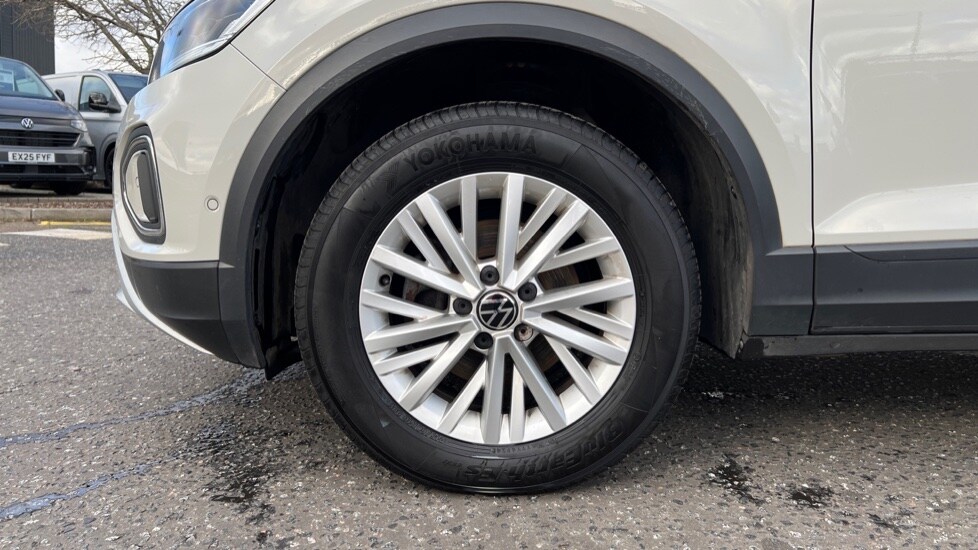 Used Volkswagen T-Roc 2022 for sale - 76874803: Photo 18