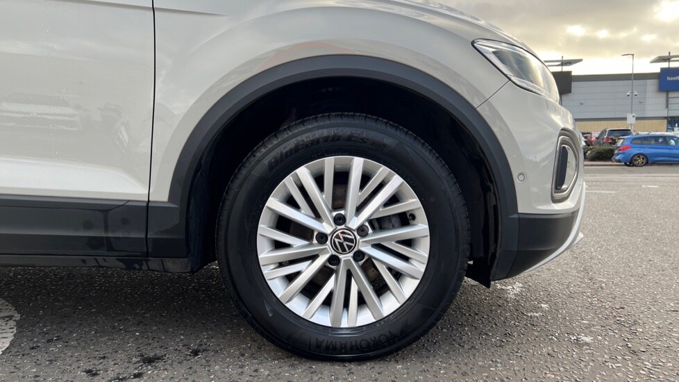 Used Volkswagen T-Roc 2022 for sale - 76874803: Photo 20