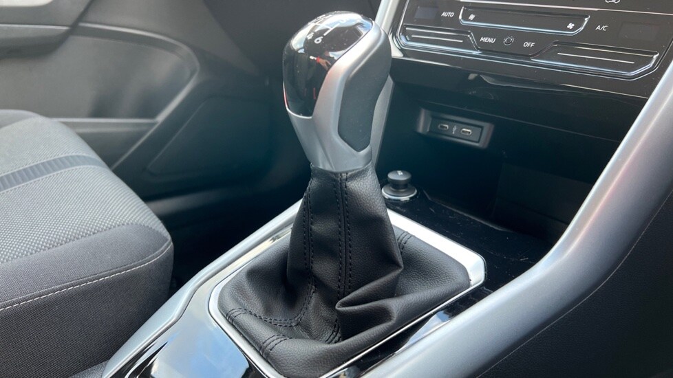 Used Volkswagen T-Roc 2022 for sale - 76874803: Photo 36