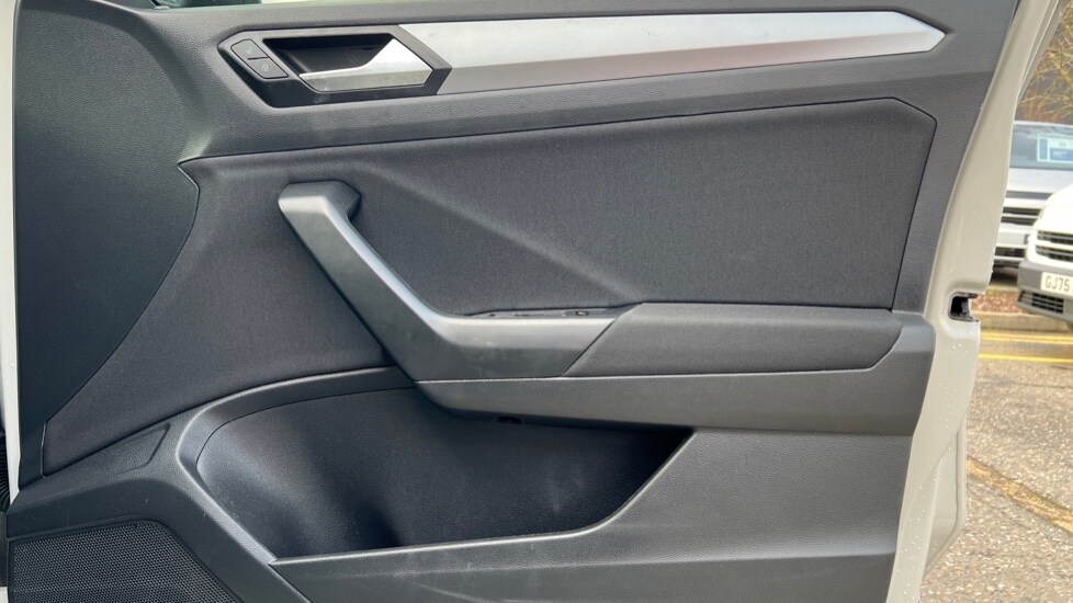 Used Volkswagen T-Roc 2022 for sale - 76874803: Photo 37