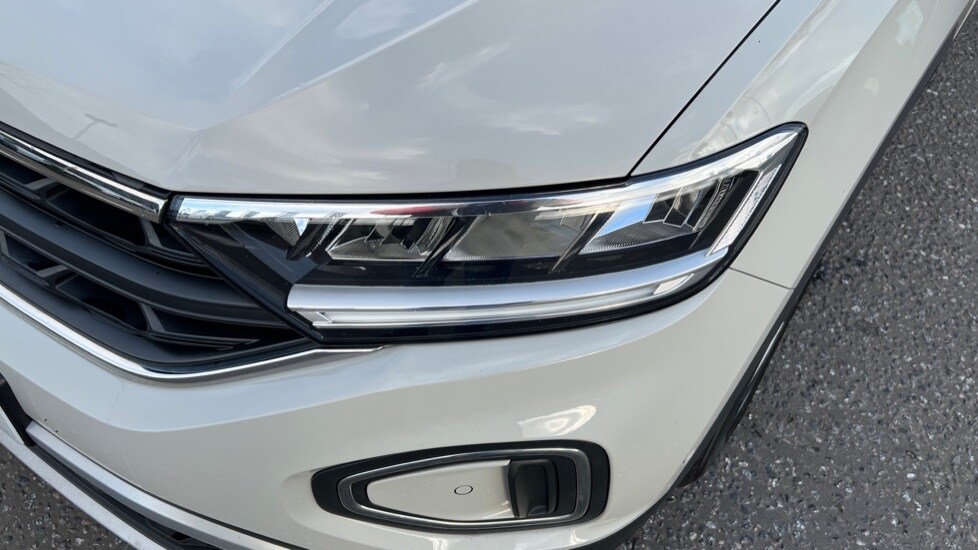 Used Volkswagen T-Roc 2022 for sale - 76874803: Photo 53