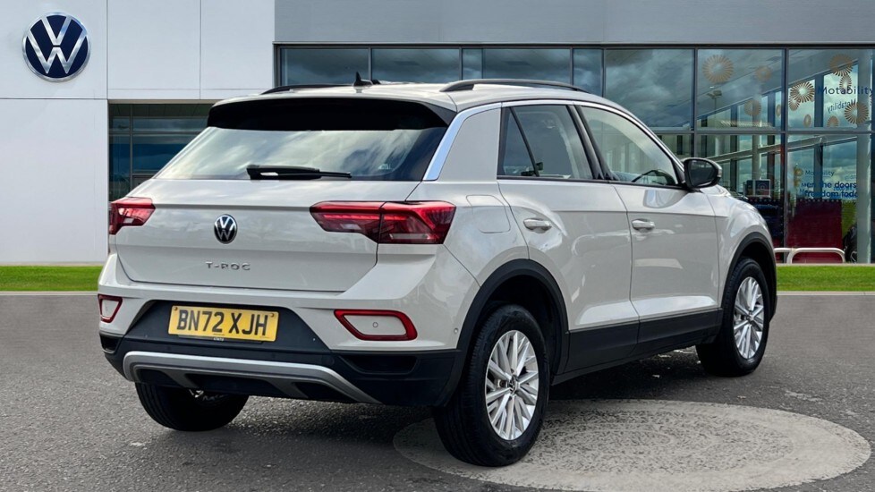 Used Volkswagen T-Roc 2022 for sale - 76874803: Photo 8
