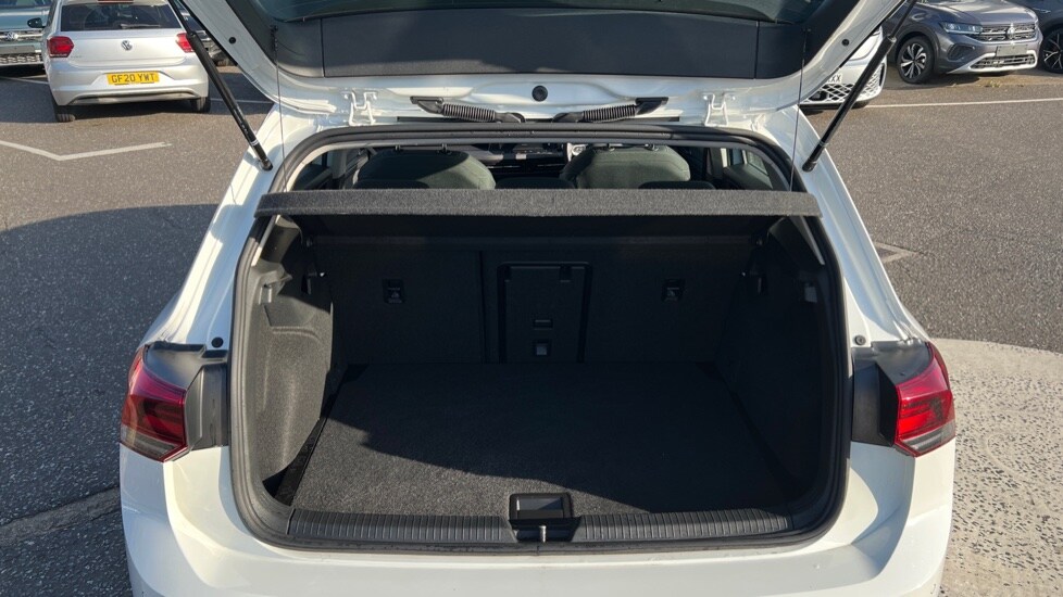 Used Volkswagen Golf 2024 for sale - 76154744: Photo 16