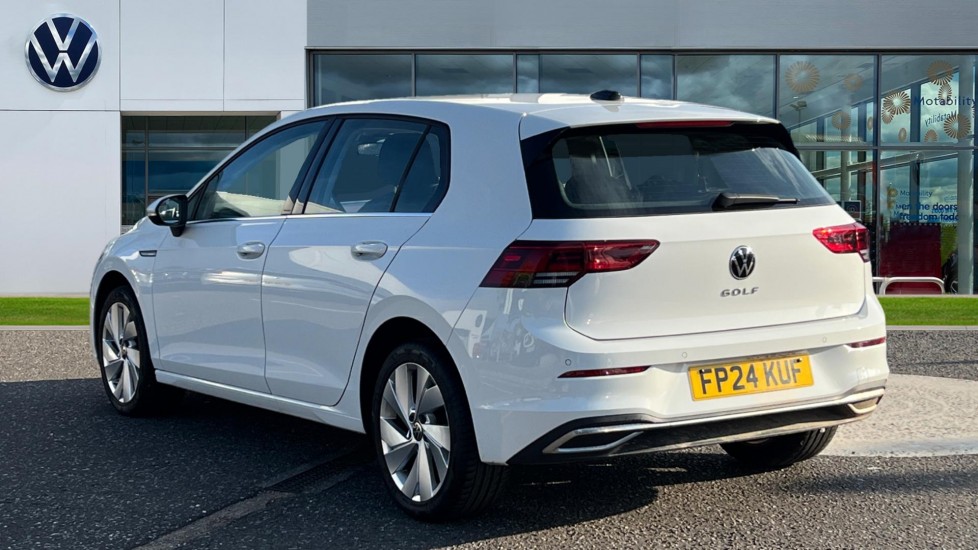 Used Volkswagen Golf 2024 for sale - 76154744: Photo 3