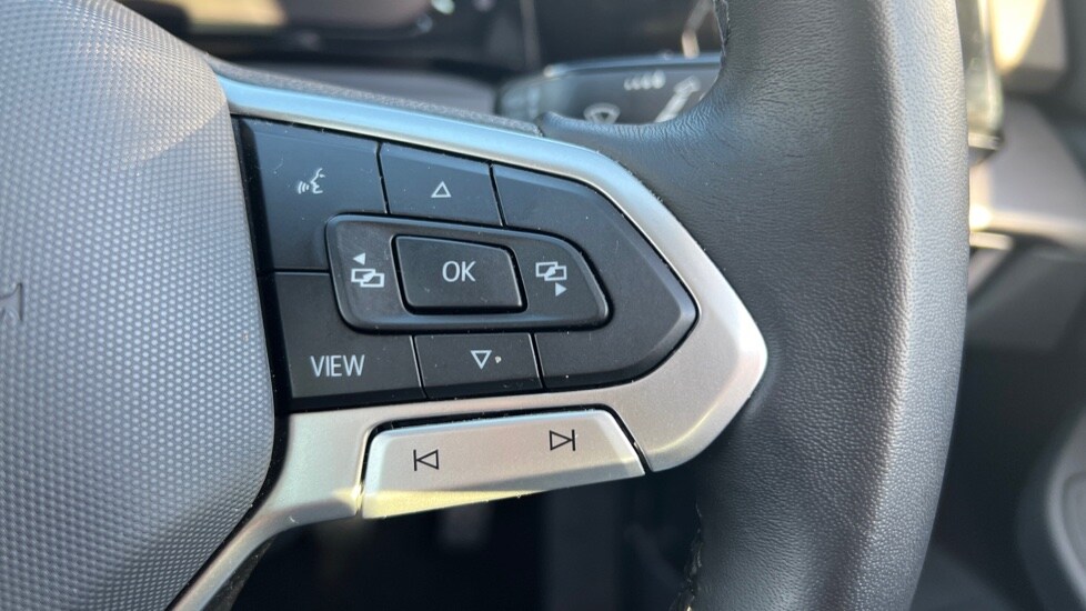 Used Volkswagen Golf 2024 for sale - 76154744: Photo 30