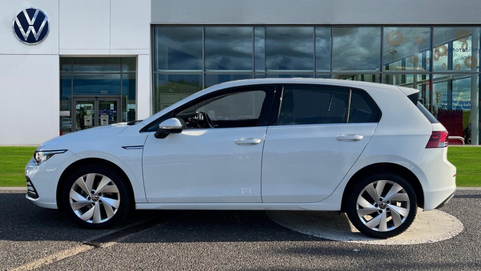 Used Volkswagen Golf 2024 for sale - 76154744: Photo 9