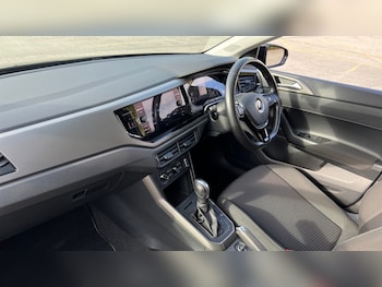 Used Volkswagen Polo 2021 for sale - 76104198: Photo 2