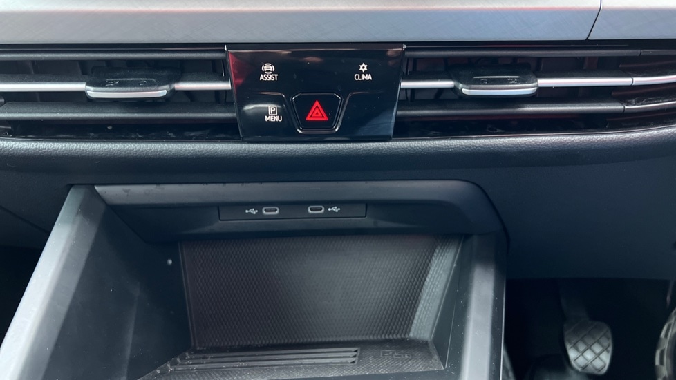 Used Volkswagen Golf 2024 for sale - 76960140: Photo 13