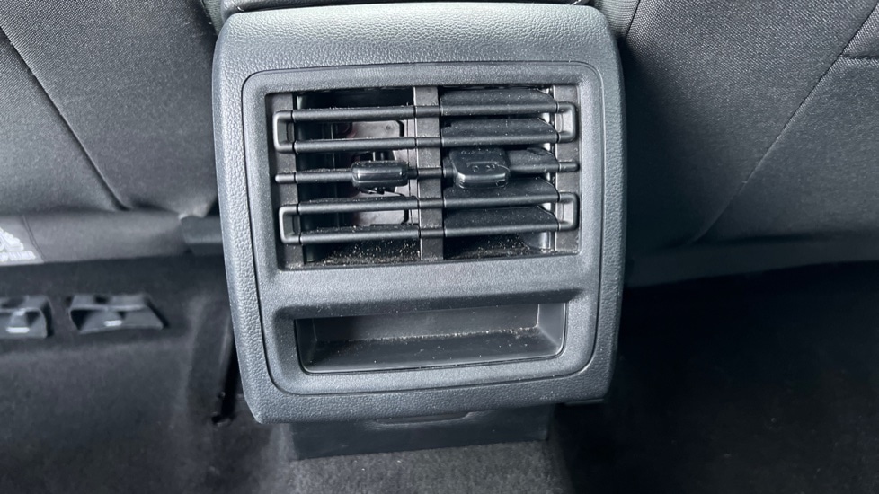 Used Volkswagen Golf 2024 for sale - 76960140: Photo 34