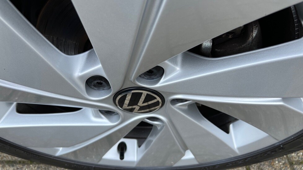 Used Volkswagen Golf 2024 for sale - 76960140: Photo 58