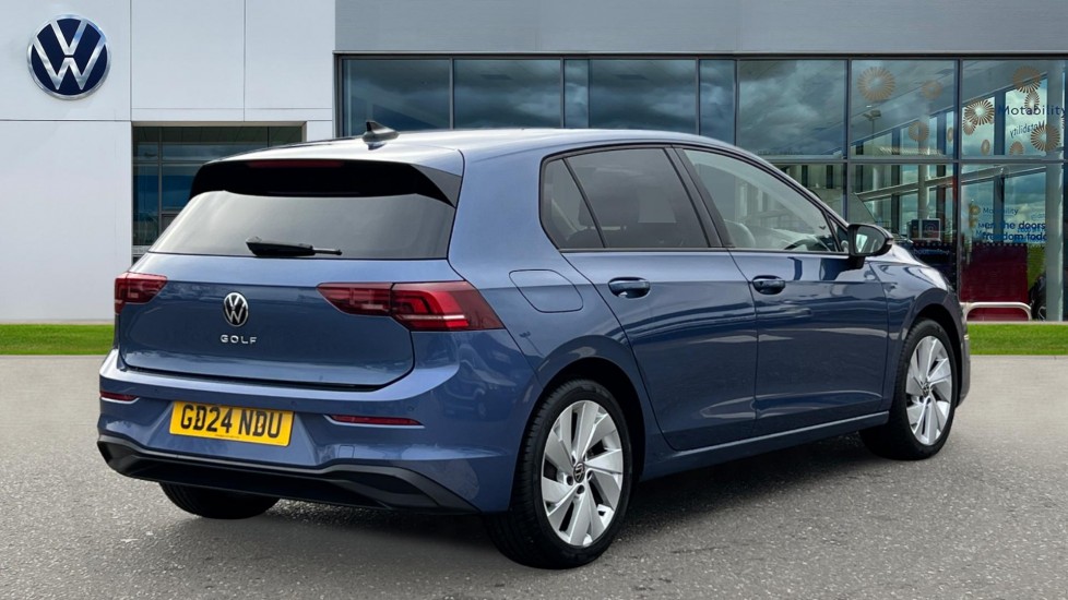 Used Volkswagen Golf 2024 for sale - 76960140: Photo 8