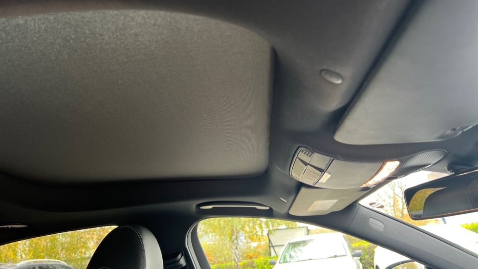 Used Mercedes-Benz E Class 2020 for sale - 76533737: Photo 31