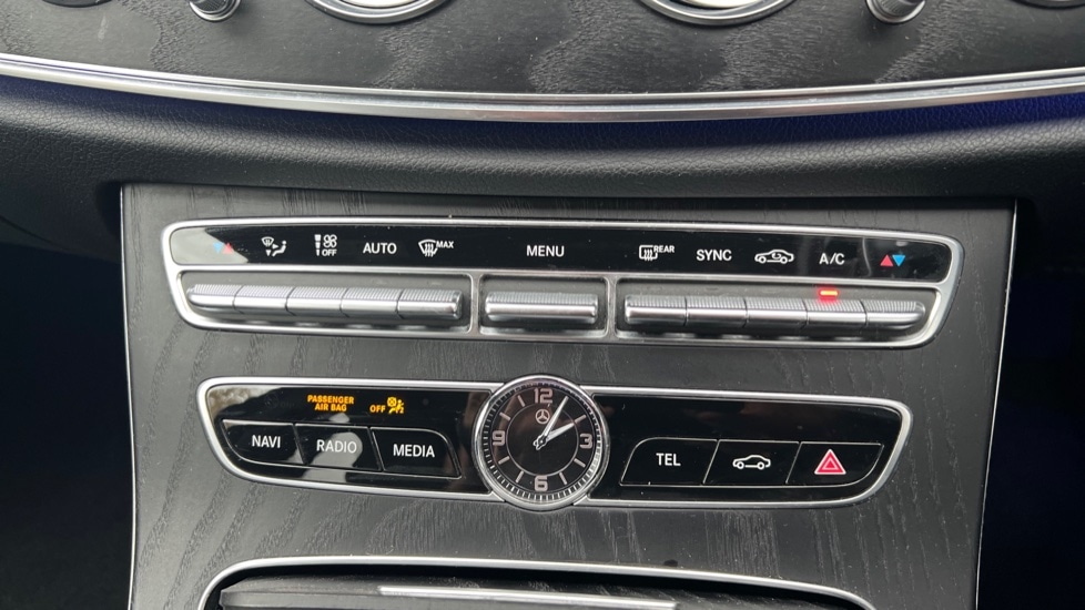 Used Mercedes-Benz E Class 2020 for sale - 76533737: Photo 34