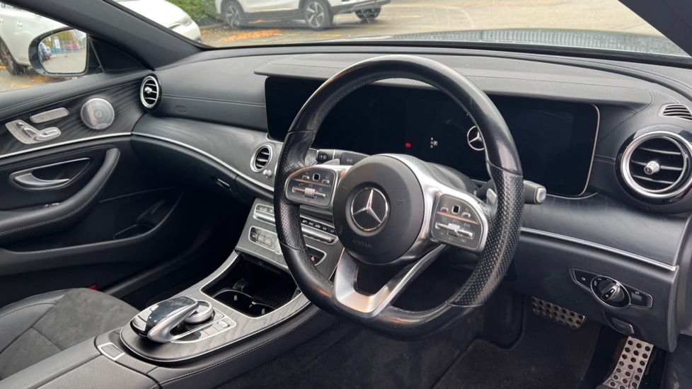 Used Mercedes-Benz E Class 2020 for sale - 76533737: Photo 9