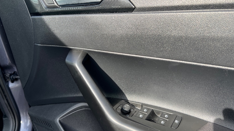 Used Volkswagen Polo 2022 for sale - 76086672: Photo 37