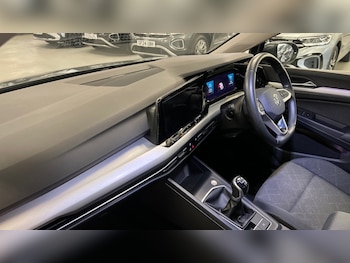 Used Volkswagen Golf 2023 for sale - 75652841: Photo