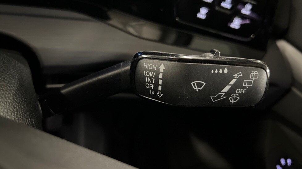 Used Volkswagen Golf 2023 for sale - 76766310: Photo 32