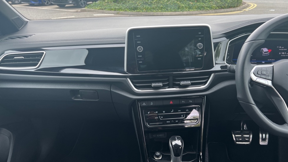 Used Volkswagen T-Roc 2025 for sale - 76523517: Photo 13