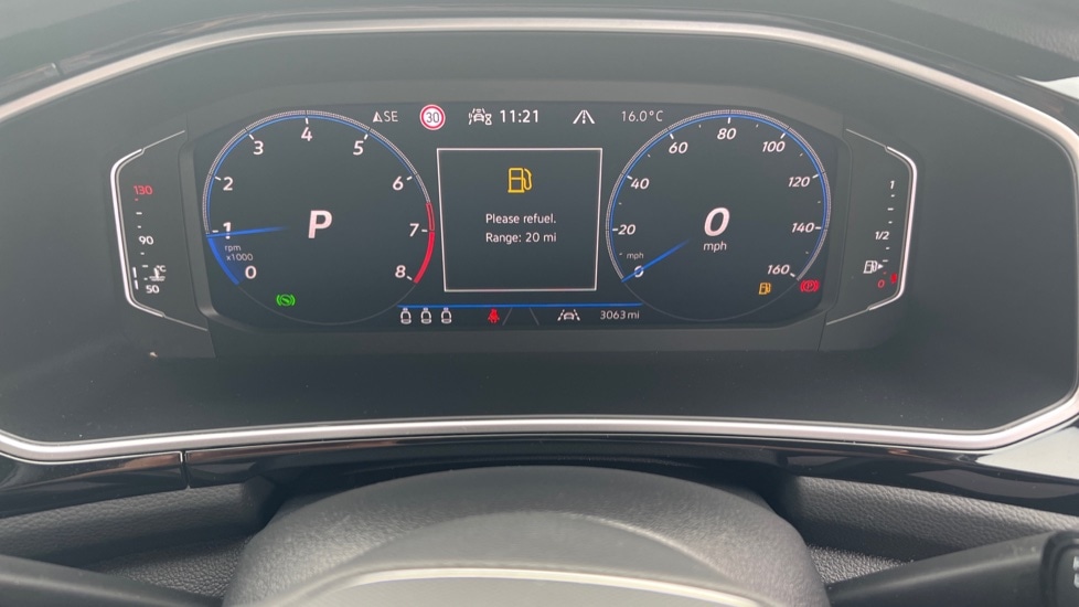 Used Volkswagen T-Roc 2025 for sale - 76523517: Photo 14