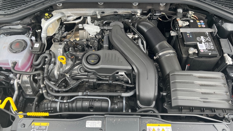 Used Volkswagen T-Roc 2025 for sale - 76523517: Photo 17