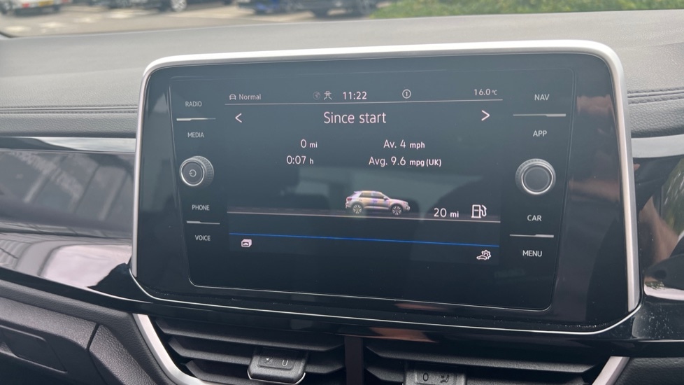 Used Volkswagen T-Roc 2025 for sale - 76523517: Photo 23