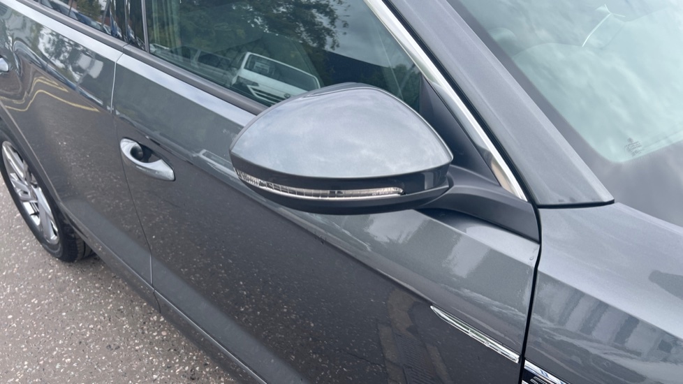 Used Volkswagen T-Roc 2025 for sale - 76523517: Photo 57