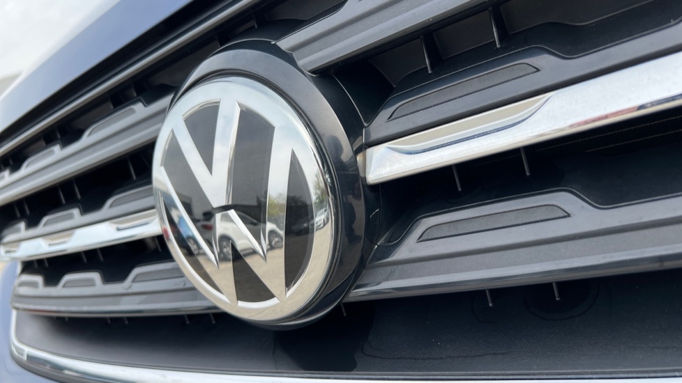 Used Volkswagen T-Cross 2019 for sale - 76124701: Photo 44