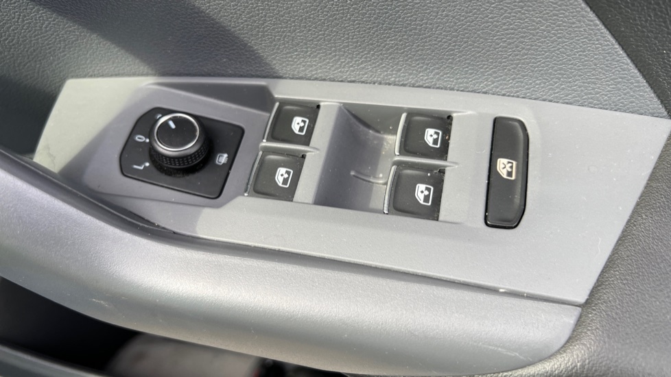 Used Volkswagen T-Cross 2019 for sale - 76124701: Photo 76