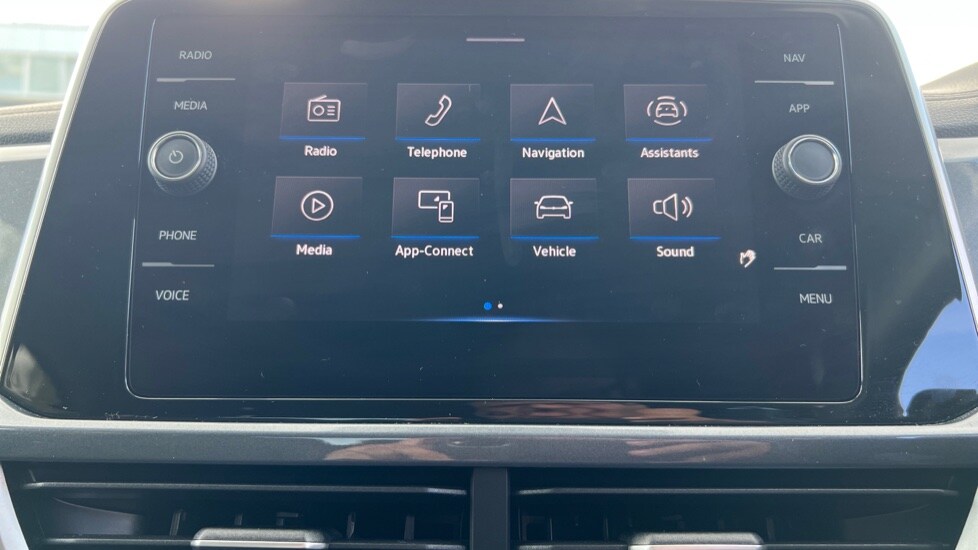 Used Volkswagen T-Roc 2023 for sale - 76539850: Photo 24