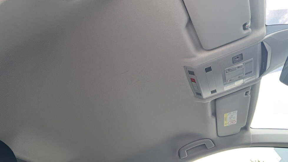 Used Volkswagen T-Roc 2023 for sale - 76539850: Photo 38