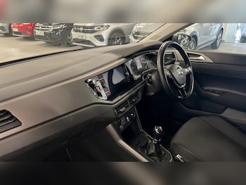 Used Volkswagen Polo 2018 for sale - 75710001: Photo