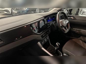 Used Volkswagen Polo 2024 for sale - 76519447: Photo