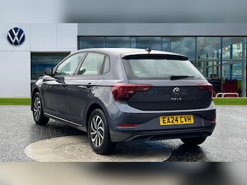 Used Volkswagen Polo 2024 for sale - 76519447: Photo