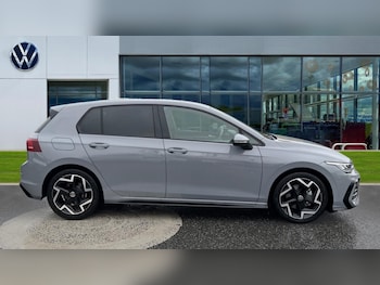 Used Volkswagen Golf 2025 for sale - 76438143: Photo