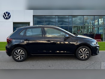 Used Volkswagen Polo 2023 for sale - 76766364: Photo