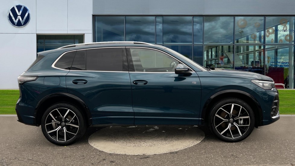 Used Volkswagen Tiguan 2025 for sale - 76873518: Photo 4