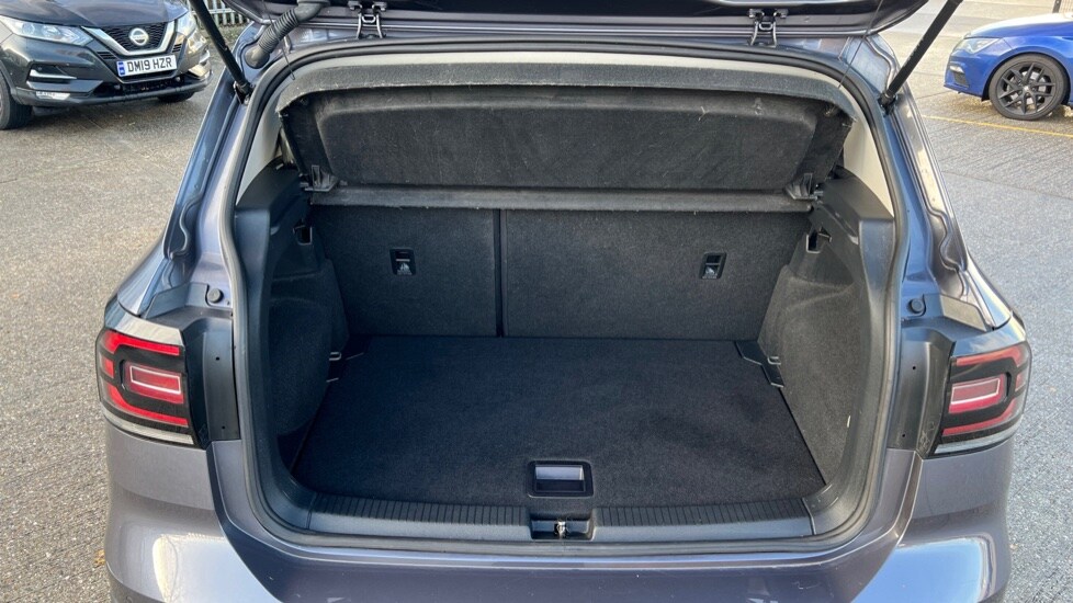 Used Volkswagen T-Cross 2022 for sale - 76872095: Photo 16