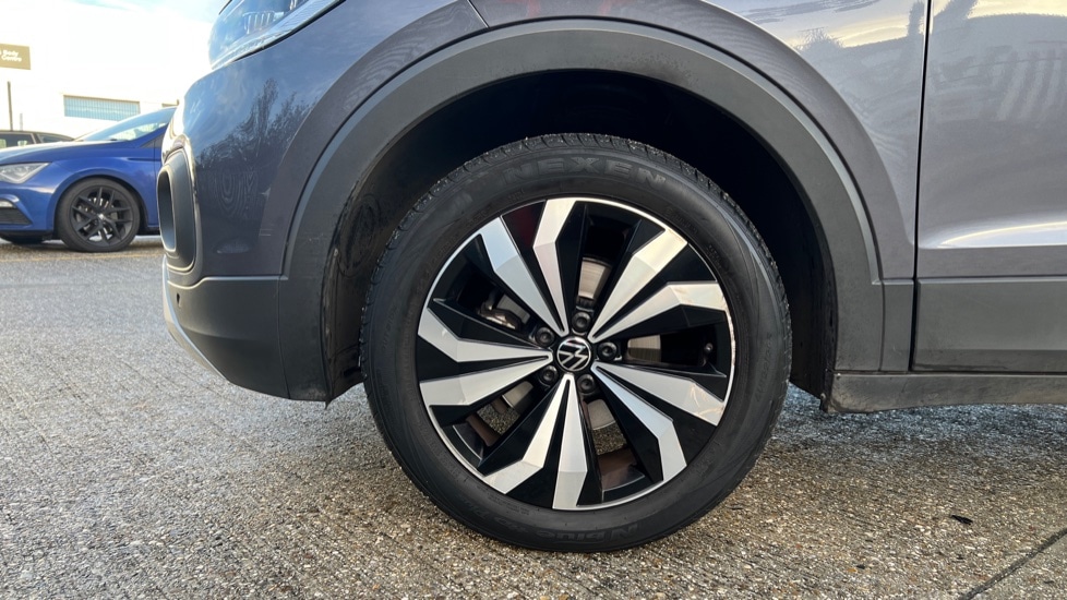 Used Volkswagen T-Cross 2022 for sale - 76872095: Photo 18